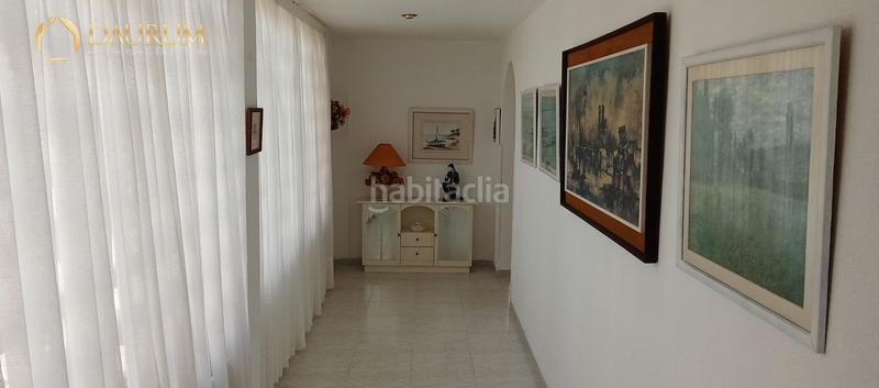 Foto adeea909-c27b-41e1-8baa-7f9191a6d9c2. Pis amb piscina a Playa Levante Benidorm