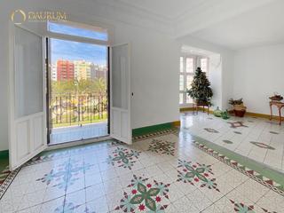 Appartement  Plaza de los luceros. Fantástica vivienda de 3 dormitorios en alicante