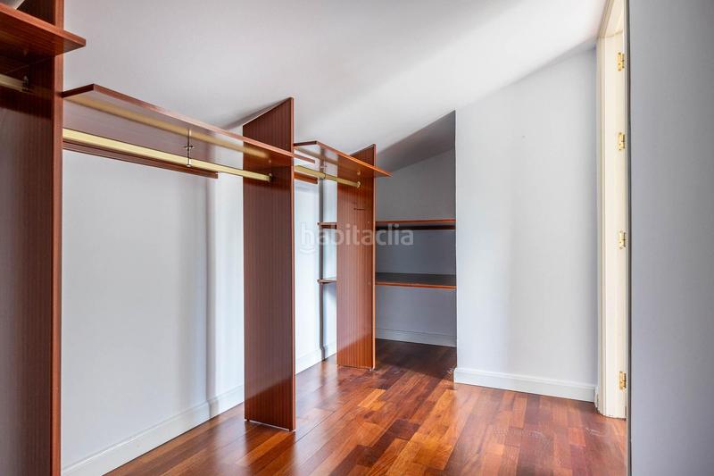 Foto cc23c32b-15dc-4ca0-89de-cd1f94458885. Rent towny house with heating parking in Colegio Europa Espartinas