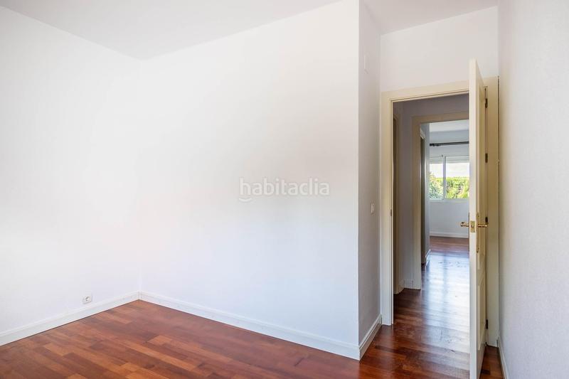 Foto de91c205-fdef-457c-a0bc-abbd8fcf9f24. Rent towny house with heating parking in Colegio Europa Espartinas