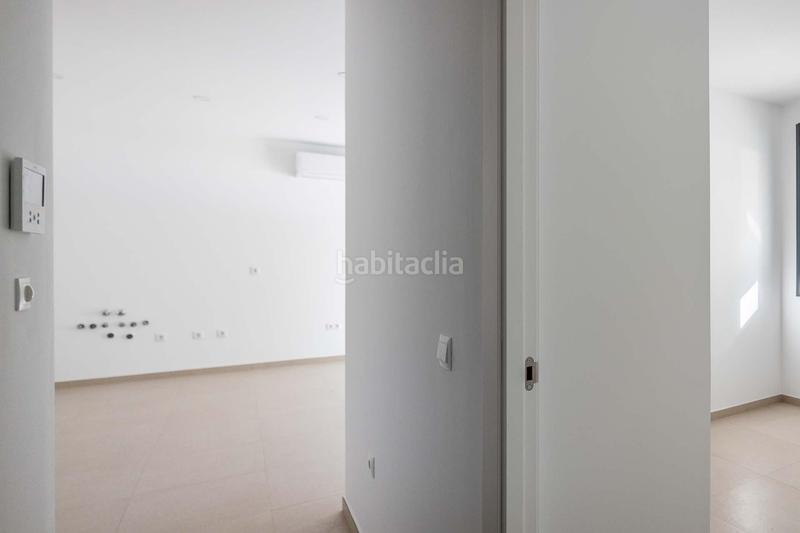 Foto 390f8a4e-58a6-4f6f-b632-62e57d894a7b. Flat in calle calle de la rambla de almería in Bellavista Sevilla