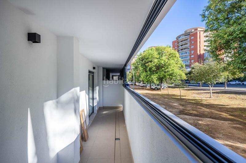 Foto f5abb13a-5b3e-4ef2-a6de-a3451a4d0af0. Flat in calle calle de la rambla de almería in Bellavista Sevilla