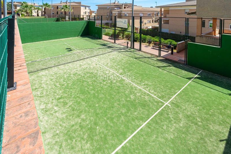 Foto f8f33872-f292-4ca4-a9b9-31a026c39af1. Pis amb aparcament piscina a Santa Eufemia Tomares