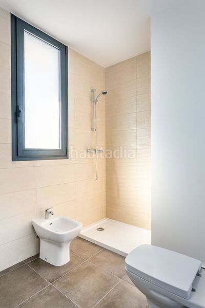 Foto 5a5959a5-f16c-4067-8017-0ed3f9318638. Àtic amb calefacció aparcament piscina a Nuevo Bulevar Mairena del Aljarafe