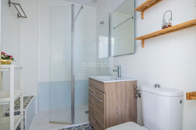 Foto 273753d8-3b57-44c9-9b0f-7136030d0f25. Casa amb aparcament a Castilleja de la Cuesta
