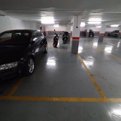 Parking coche en El Castell. Se vende plaza de garaje  en maestro giner