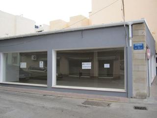 Lloguer Local Comercial en Centro-San Felipe-Huerta Fava. Local amplio en pleno centro de la lnea de la concepcin