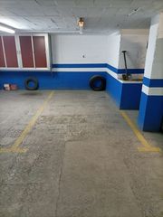 Location Parking moto à Centro-San Felipe-Huerta Fava. Plaza de garaje en pleno centro de la línea de la concepción