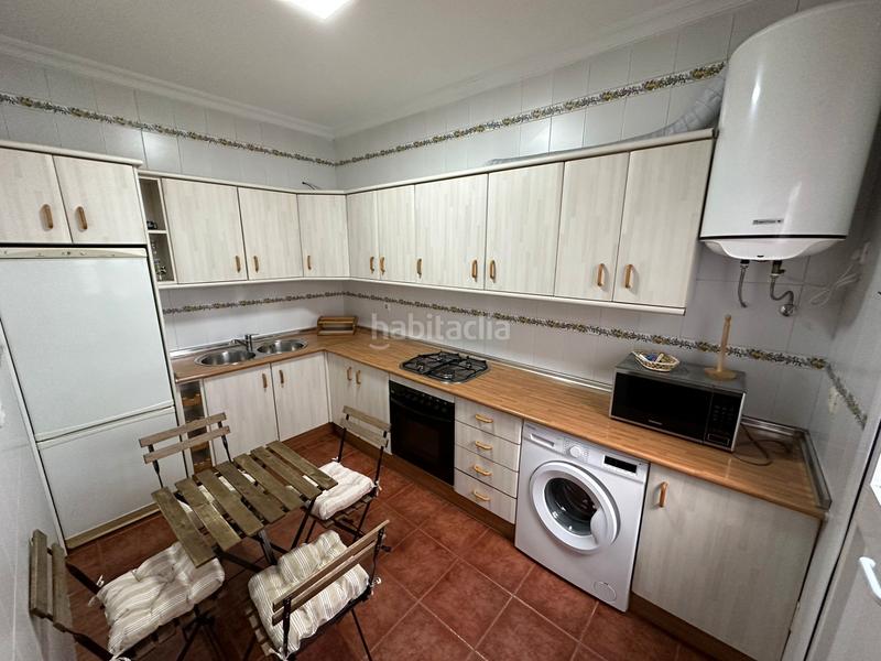 Foto 046dfb5d-57bd-432a-b11e-61eeb6bb7d68. Alquiler piso ¡piso de 2 habitación en pleno centro! en Línea de la Concepción (La)