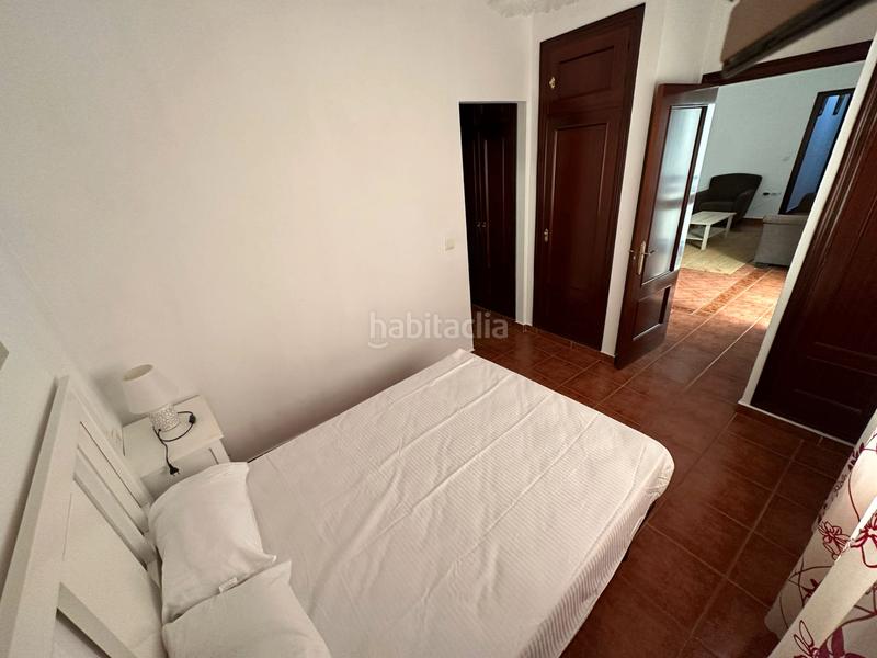 Foto a217abdf-1854-462e-829f-4562350eef97. Alquiler piso ¡piso de 2 habitación en pleno centro! en Línea de la Concepción (La)