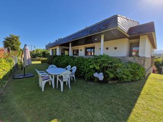 Casa a Nigrán Centro. Chalet a 50 metros de playa américa