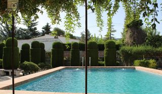 Haus en Ibi. Finca residencial en plena naturaleza con jardn y piscina