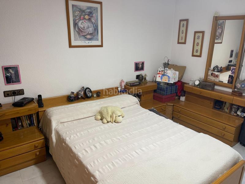 Foto 940e72f6-ae7c-4293-b5dd-4dbe7a5ac953. Reihenhaus mit heizung in Centre Salt