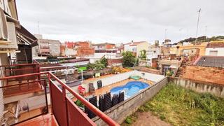 Maison jumelée à Malgrat de Mar. Casa adosada en venta en el centro de malgrat de mar