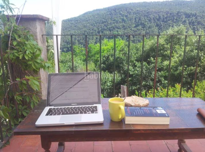 Foto 3777678b-06e2-4318-8a78-3ff74a3cd932. Casa amb calefacció a Sales de Llierca