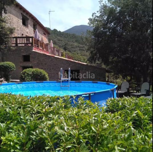 Foto 40bca83c-934e-4023-b282-ceec322d252f. Casa amb calefacció a Sales de Llierca