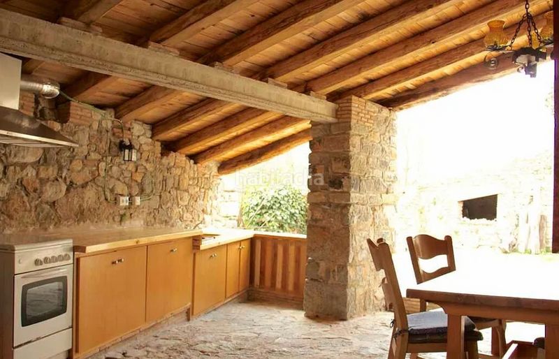 Foto 4b2ef949-a9a8-46fa-afca-df5b4d516ee2. Casa amb calefacció a Sales de Llierca