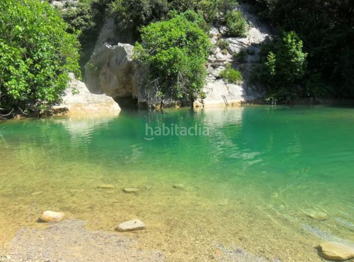 Foto 8110b5ba-d9c2-4167-9a34-1429f1e5e515. Casa amb calefacció a Sales de Llierca