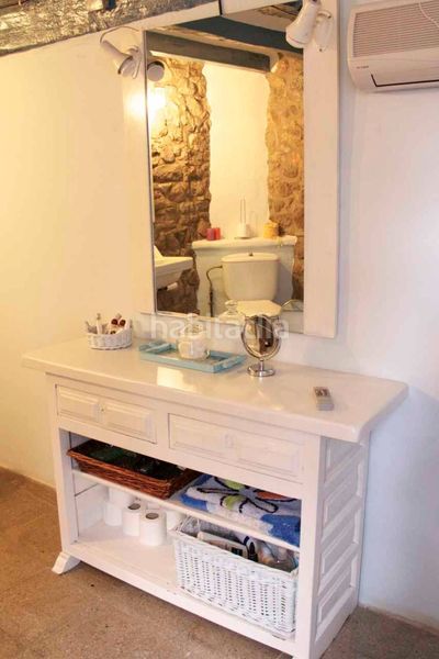 Foto e6dea6d7-ed1f-4b6b-8ae7-ce3d437d1cc0. Casa amb calefacció a Sales de Llierca