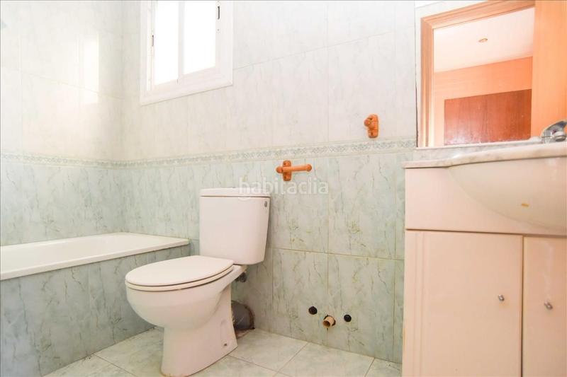 Foto 9e88c1df-4d83-4a9c-ad0e-eee749fac6b6. Appartamento con riscaldamento in Els Pavos Blanes