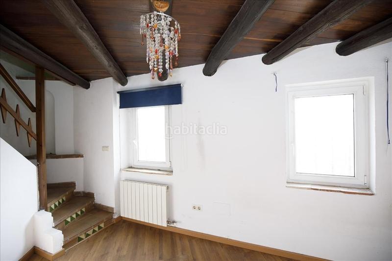 Foto c4172ee2-23f1-4f9d-a189-d062b36159a5. Casa adossada amb calefacció a Bisbal d´Empordà (La)