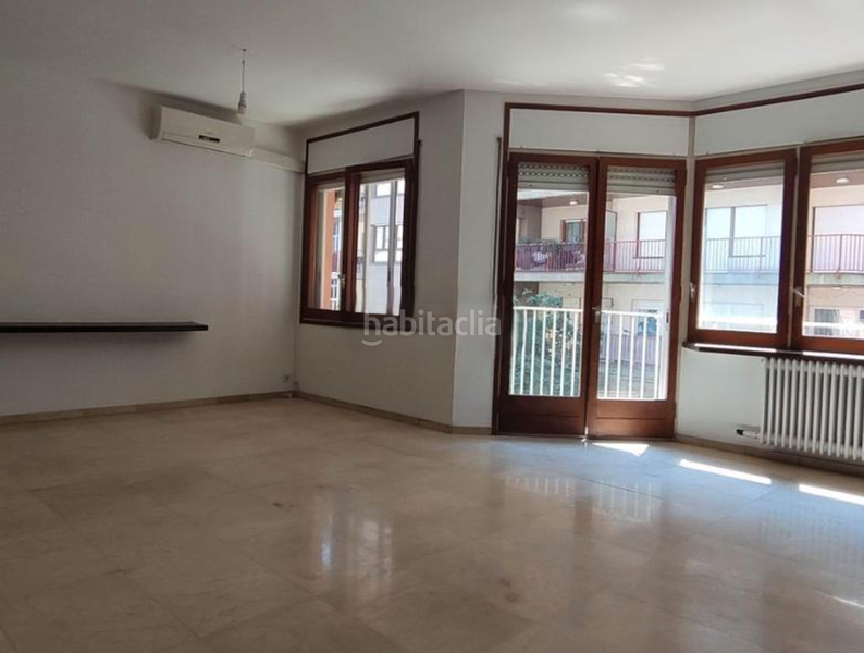 Foto 56c08434-8c0e-424d-a2ad-cbeb9ff7de99. Etagenwohnung mit heizung in La Devesa Girona