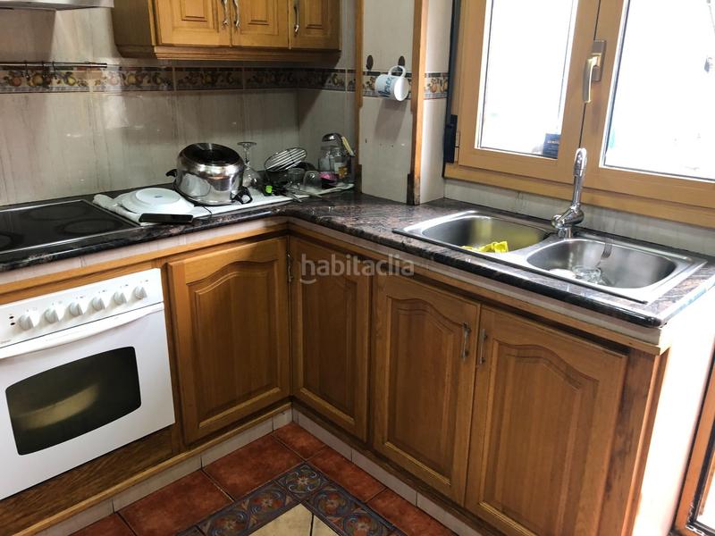 Foto b2099cdc-bd3c-4fd8-b081-71a56554f60d. Casa adossada amb calefacció a Veïnat Salt