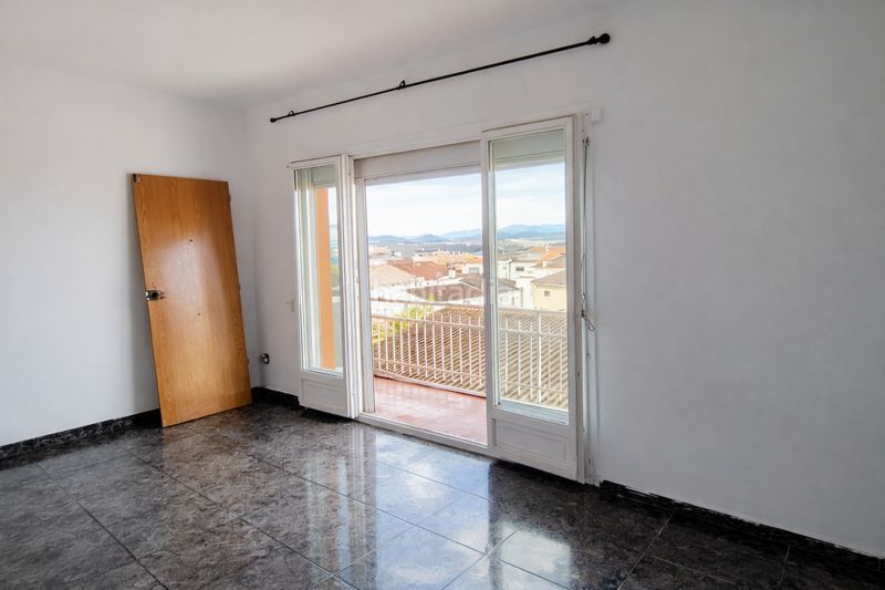 Foto c342429a-190c-4d6b-9c15-3d4c847f2b50. Pis a Sils