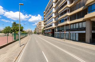 Appartement à Eixample Sud-Migdia. Piso cerca parque les casernes de girona
