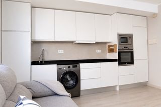 Flat in Fenals. Piso reformado con piscina a 5 min de playa de fenals  listo par