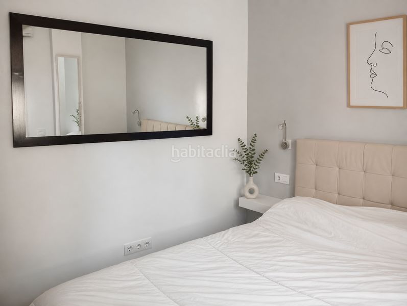 Foto d66674d8-f4db-4bda-a20e-b1efaddc71cc. Pis amb calefacció piscina a Fenals Lloret de Mar