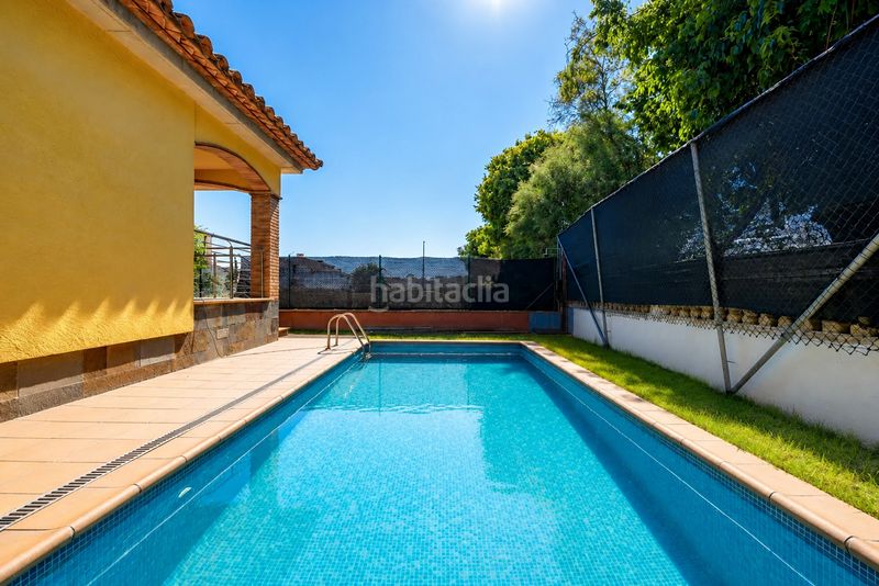 Foto c0dffd16-0c59-4714-a658-6925ef7c825e. Casa amb calefacció aparcament piscina a Riells Escala (L´)