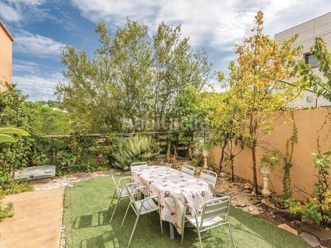 Foto f00b4deb-ae15-4762-9a05-7db7b70eb167. Casa amb aparcament piscina a Aiguaviva Parc Vidreres