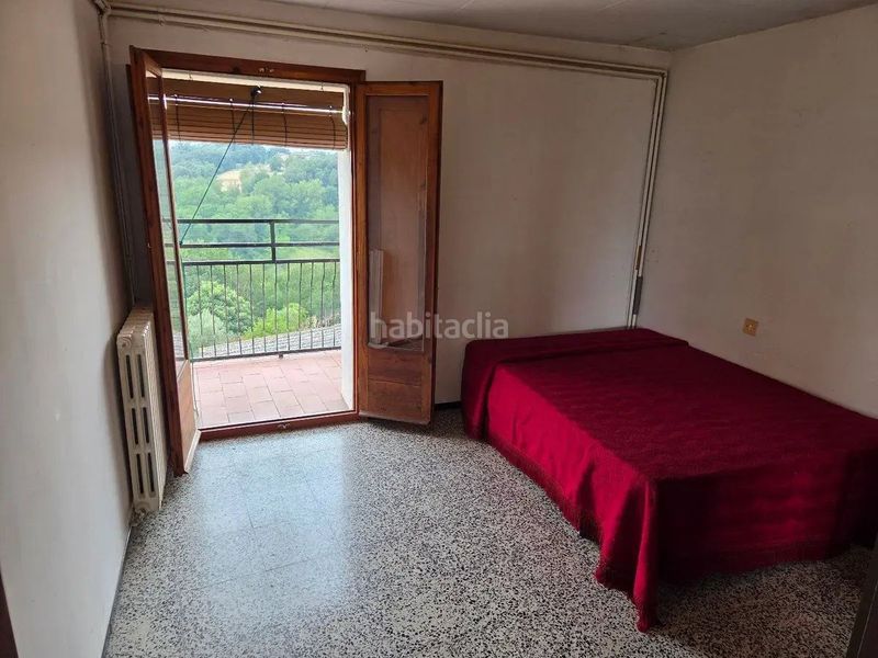 Foto b8afef72-87b3-418e-803d-4d2ce275a352. Casa a Tortellà
