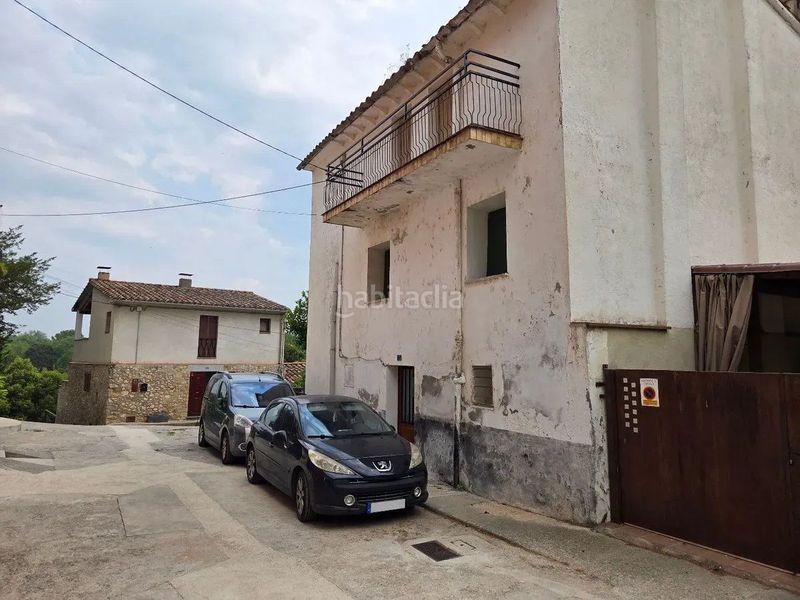 Foto f327badb-6bc2-4a77-bd9c-f7ae8f1027e0. Casa a Tortellà