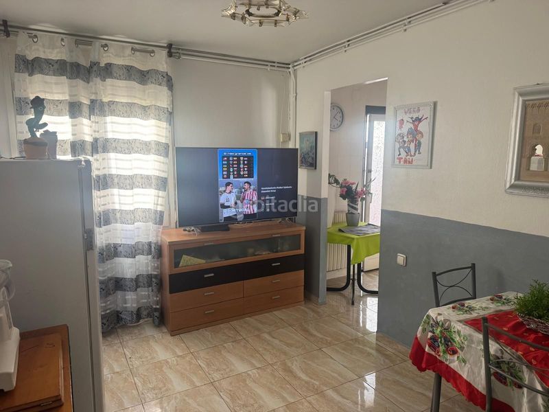 Foto 4f9a341d-443d-44af-a72c-74967b6db6ce. Penthouse with heating in Centre Salt