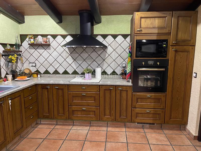 Foto 60595710-0855-40ce-b4ce-b0afa916f82b. Haus mit heizung in Santa Coloma de Farners