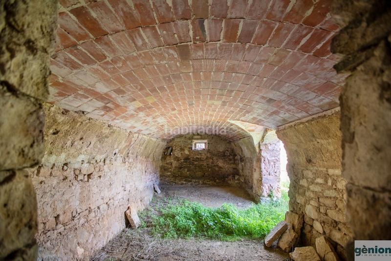 Foto 5eea977d-0044-44cf-831e-ad255f2ef145. Masia a Camós