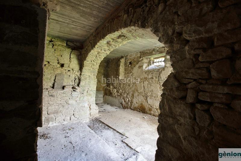 Foto fe8b044f-1d93-4ee7-861c-28ece7c6b1a2. Masia a Camós