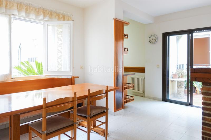 Foto 071e40da-54c4-4a4c-b8c6-92636a935073. Casa con riscaldamento parcheggio in Eixample Sud-Migdia Girona