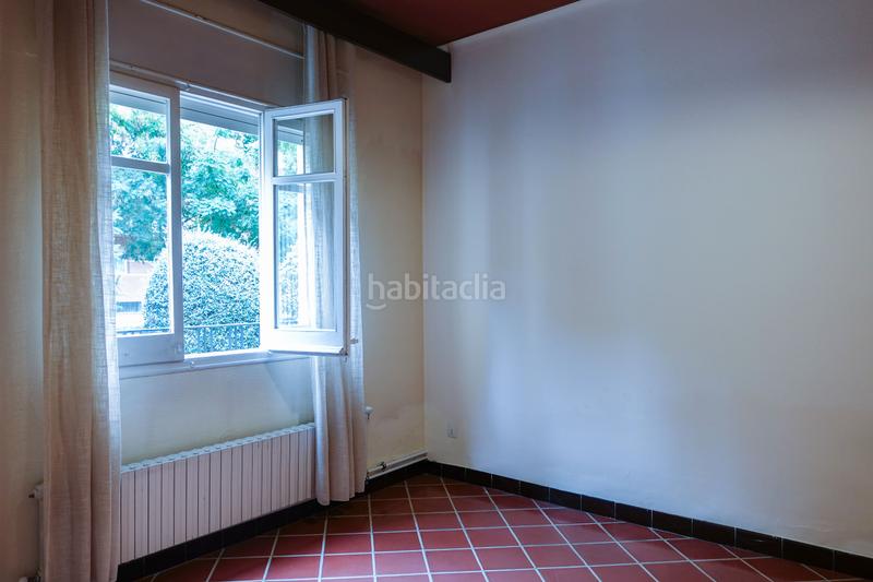 Foto d197fb87-1904-4814-8a43-7cfa60bd35b3. Casa con riscaldamento parcheggio in Eixample Sud-Migdia Girona