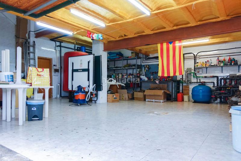 Foto 0e05a1e5-89e7-487e-b865-3f1abbe96dde. Chalet con riscaldamento parcheggio piscina in Montjuïc Girona