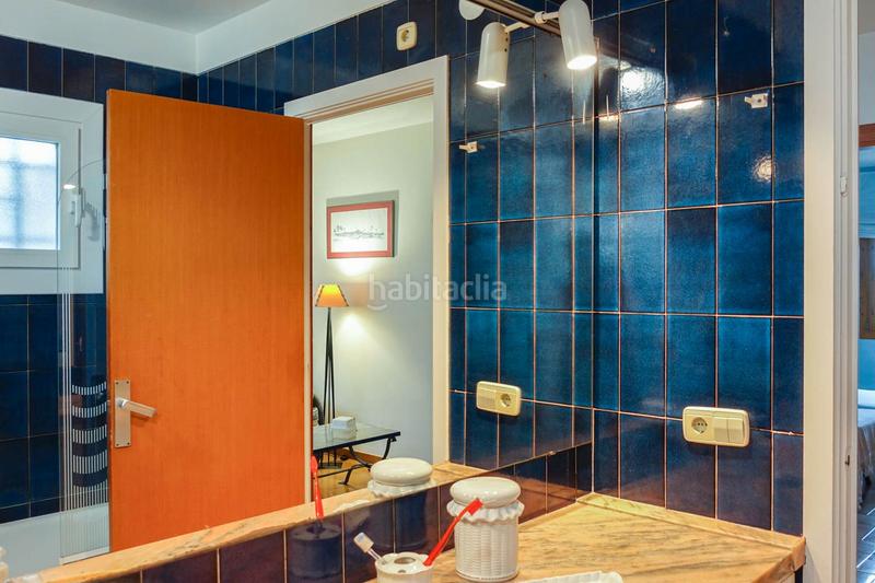 Foto 11b08cde-a2c3-4a34-a596-d957d46be725. Chalet con riscaldamento parcheggio piscina in Montjuïc Girona