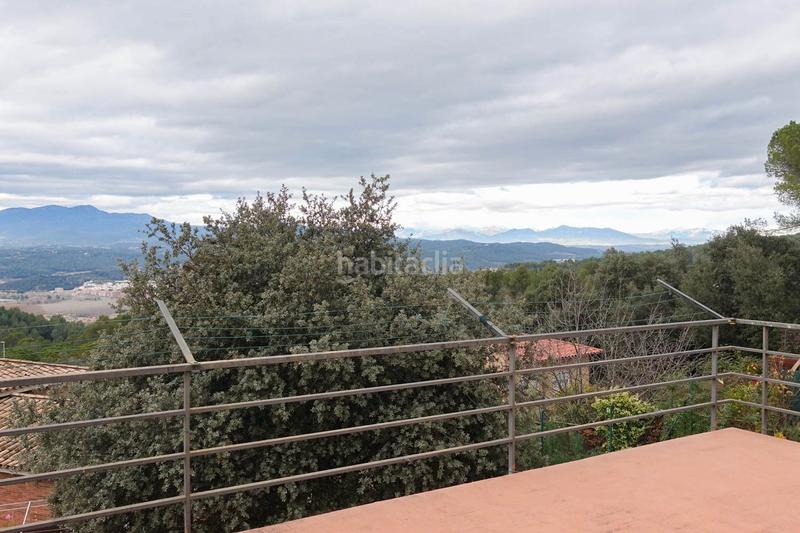 Foto 4912b0a1-e86d-4eb6-93f2-e837f565b4dd. Chalet con riscaldamento parcheggio piscina in Montjuïc Girona