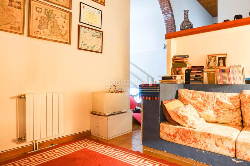 Foto 933f4510-d8ed-4c5f-9ffd-c33909207405. Chalet con riscaldamento parcheggio piscina in Montjuïc Girona