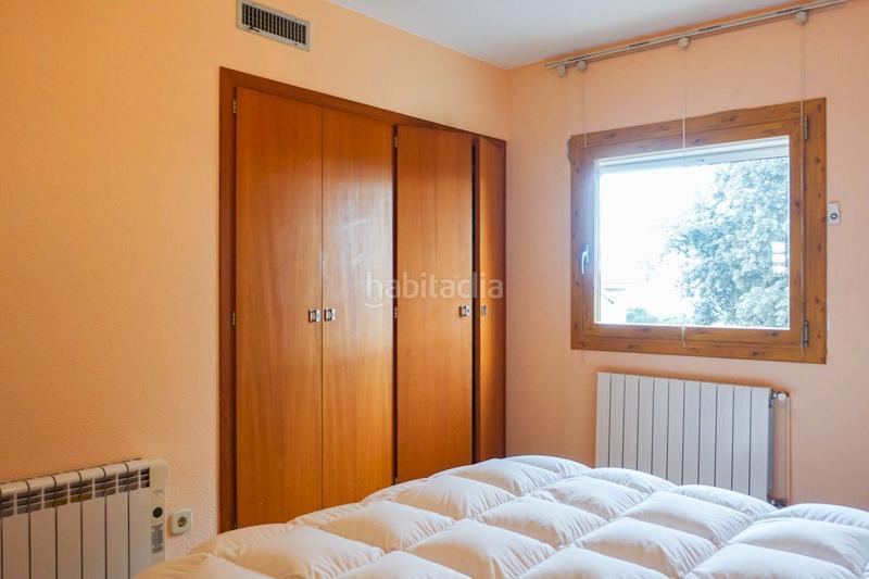 Foto b5cedec0-7041-42e6-bc5a-1cfe456165b5. Chalet con riscaldamento parcheggio piscina in Montjuïc Girona