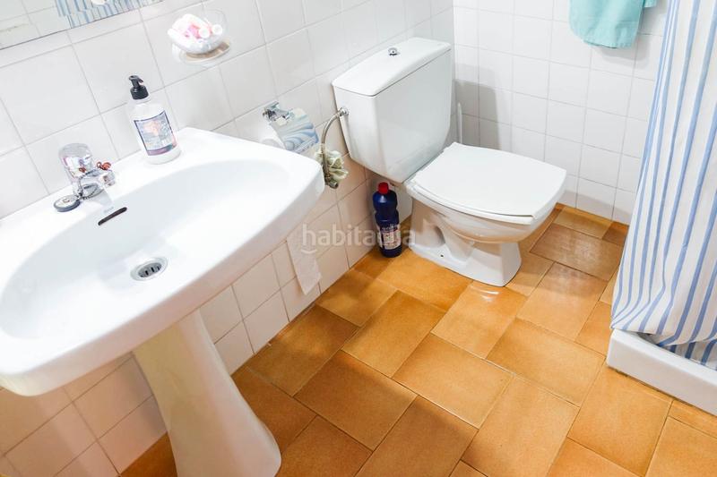 Foto ef21dd1a-dd66-4d2a-b2b7-0d82bb229ad4. Chalet con riscaldamento parcheggio piscina in Montjuïc Girona