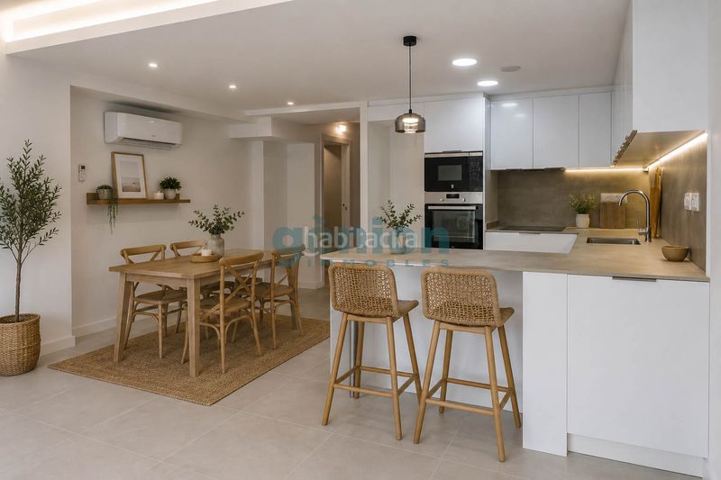 Foto 065b5794-7996-453f-b142-7d26dc1dda57. Pis a carrer del castell de solterra 10 a Montilivi Girona