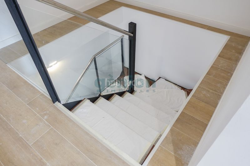 Foto 439690c5-3c84-4278-9855-9c7aba9de4a4. Pis a carrer del castell de solterra 10 a Montilivi Girona
