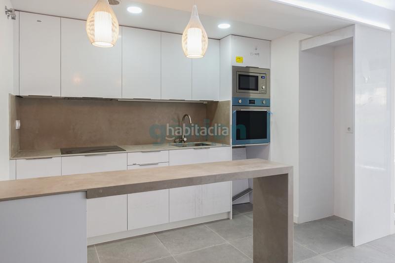 Foto 1938f6b6-ad42-4f8d-8569-65b70d619547. Piso duplexs a estrenar en Montilivi, . 3 habitaciones y 3 baños en Girona